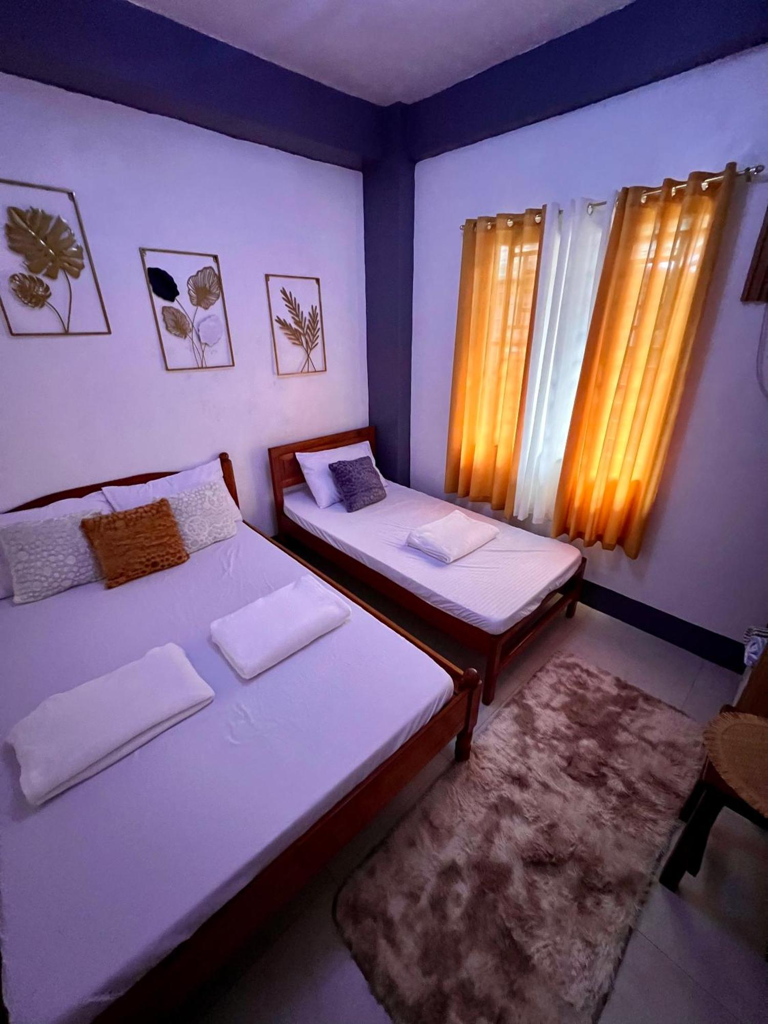 Eighty8 Tourist Inn Корон Екстериор снимка